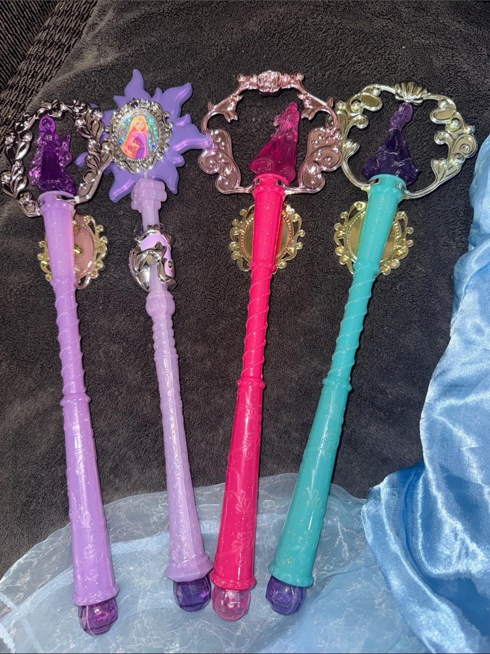 Girls Light Blue Princess Dress Costume . With Disney shoes and Wands!